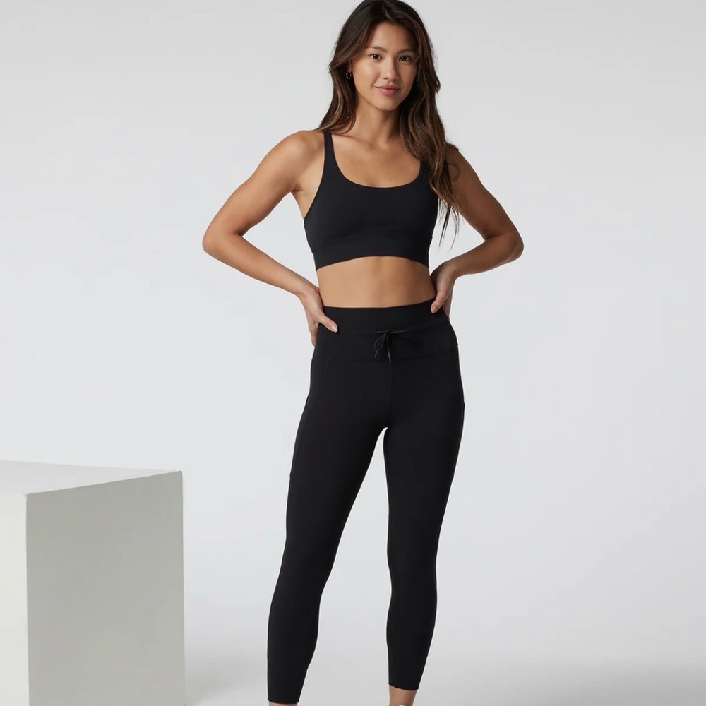 Vuori Black Leggings